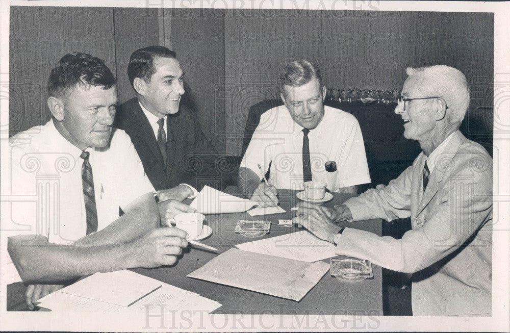 1964 Port-o-Call Florida Milk Commission Officials Press Photo - Historic Images