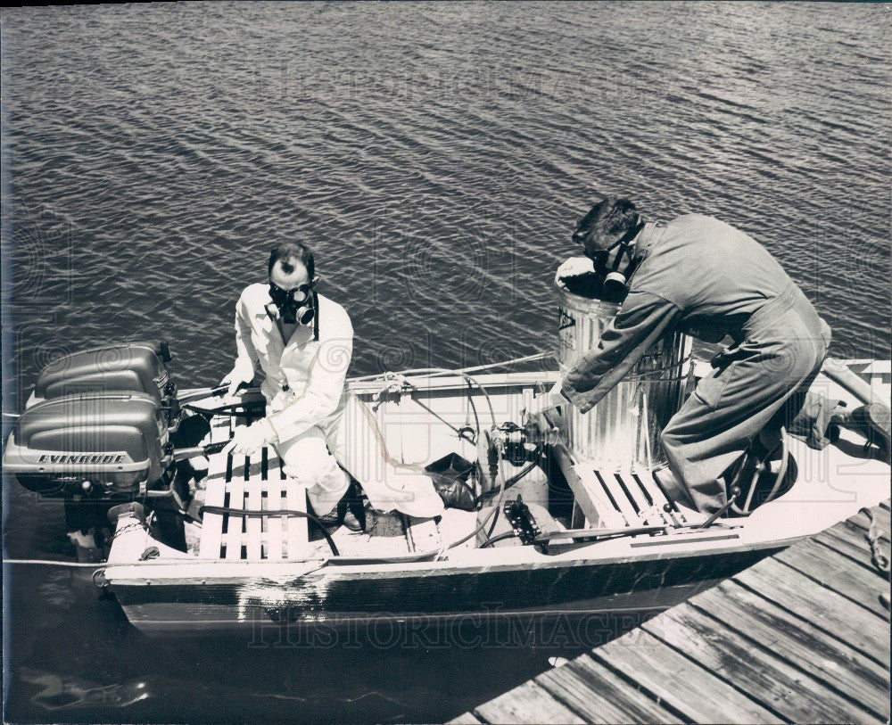 1970 Florida Board Of Health EPN Mosquito Killer @ Bottom of Lakes Press Photo - Historic Images