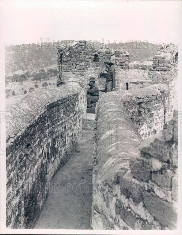 1965 Kashmir India Khamba Fort Sentries Press Photo - Historic Images