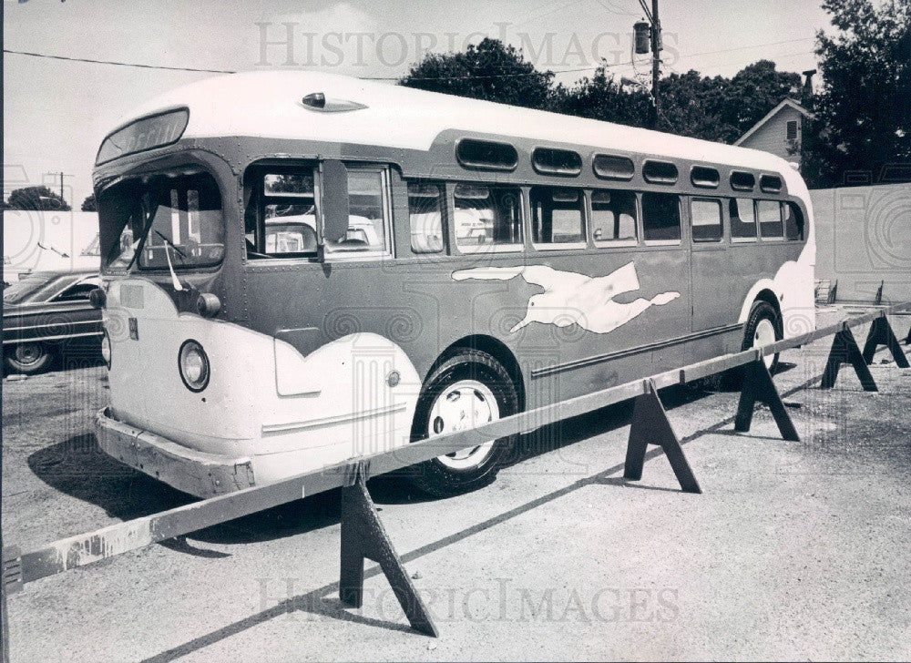 1973 Clearwater Florida Jonathans Jitney Bus Press Photo - Historic Images