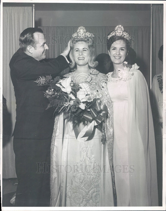 1969 Florida Miss Sunflavor Judy Pettit & Walda Anne Williamson Press Photo - Historic Images
