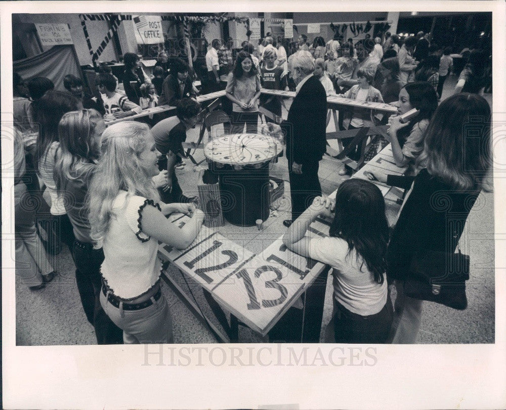 1973 St Petersburg Florida Cathedral of St. Jude Bazaar Press Photo - Historic Images