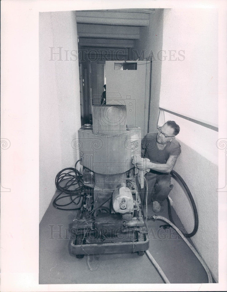 1968 St Petersburg Florida Murray the Chimney Sweep Press Photo - Historic Images