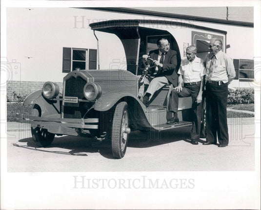 1985 Pinellas Park Florida Antique Service Truck 1927 Buick Wagon Press Photo - Historic Images