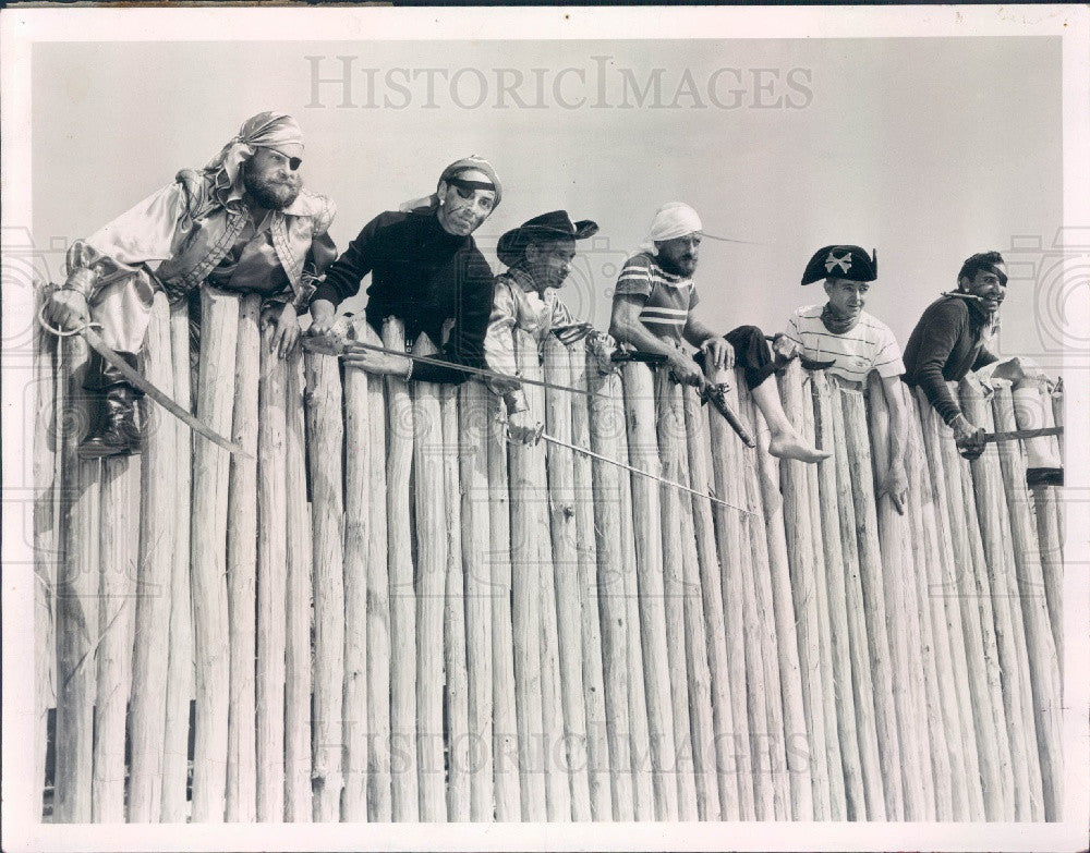 1955 Florida Pirate Village Press Photo - Historic Images