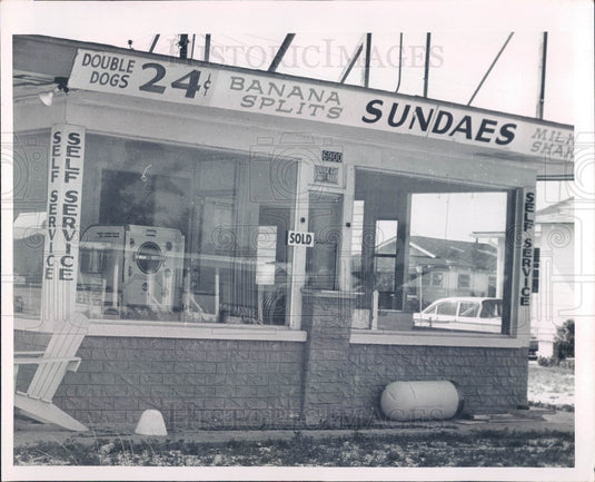 1966 St Petersburg Florida Pixie Patio Ice Cream Palor Press Photo - Historic Images