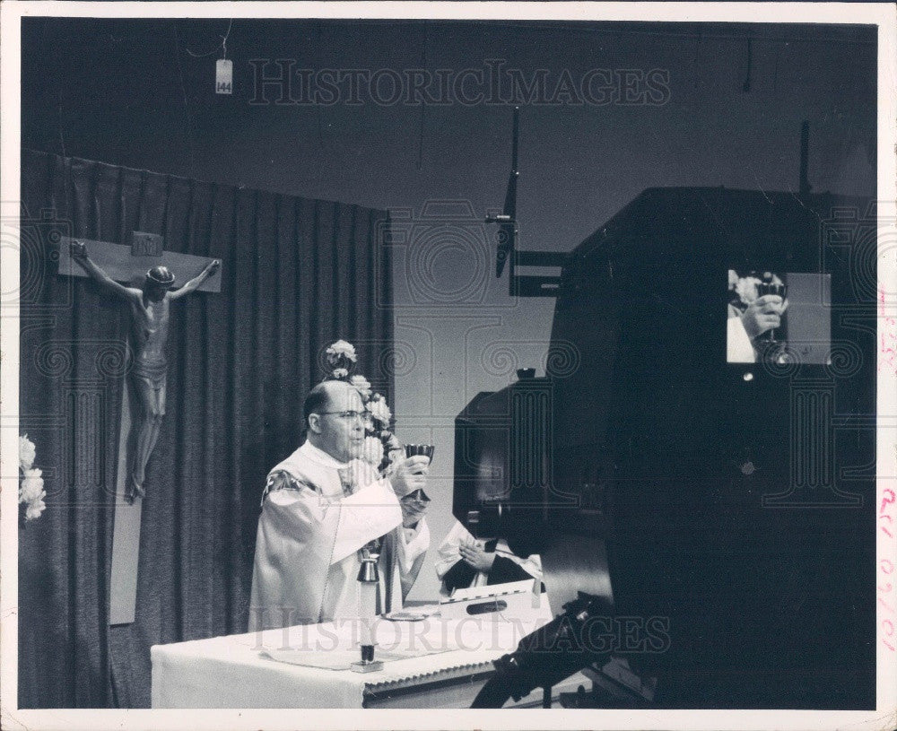 1973 St. Petersburg Florida Rev. J. Keith Symons Press Photo - Historic Images