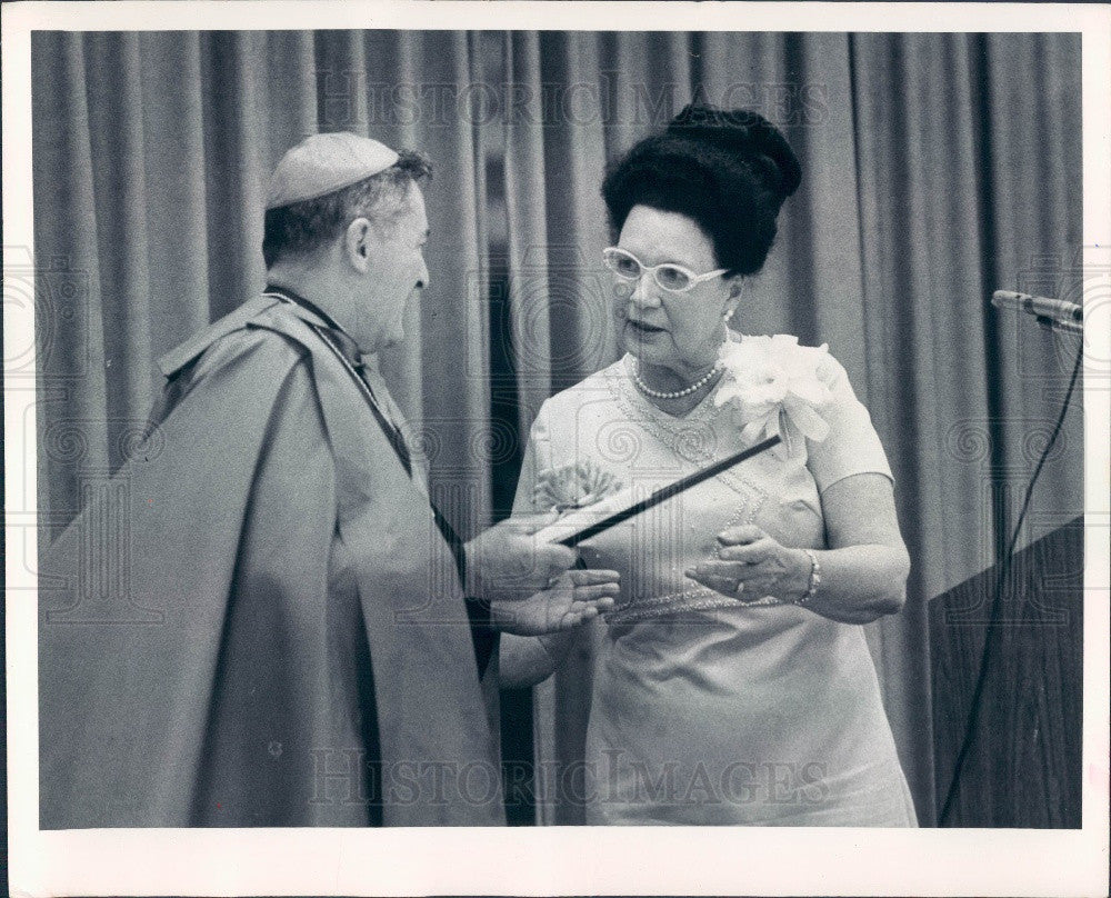 1973 St. Petersburg FL Bishop McLaughlin &amp; Council of Catholic Women Press Photo - Historic Images