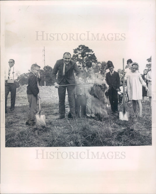 1967 St. Petersburg FL Riviera Methodist Church Groundbreaking Press Photo - Historic Images