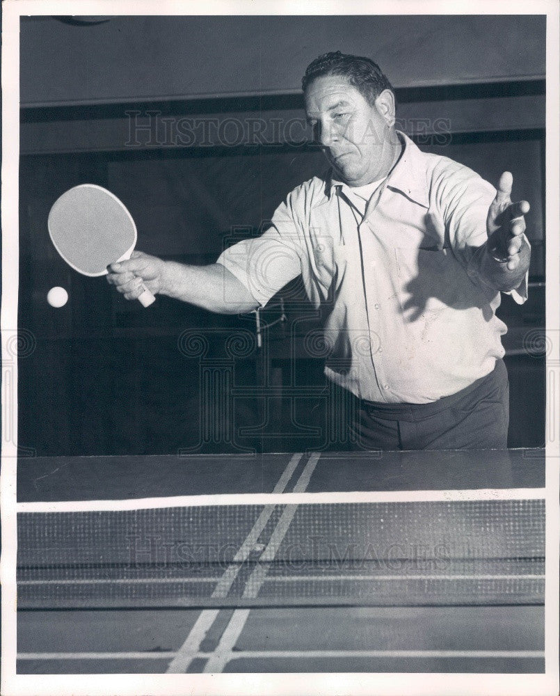 1974 Mr Ping Pong America Bill Shine Demonstrating Forehand Topspin Press Photo - Historic Images