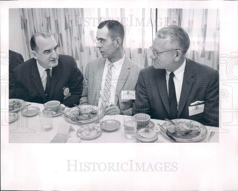 1959 Southern Newspaper Circulation Managers Association Press Photo - Historic Images