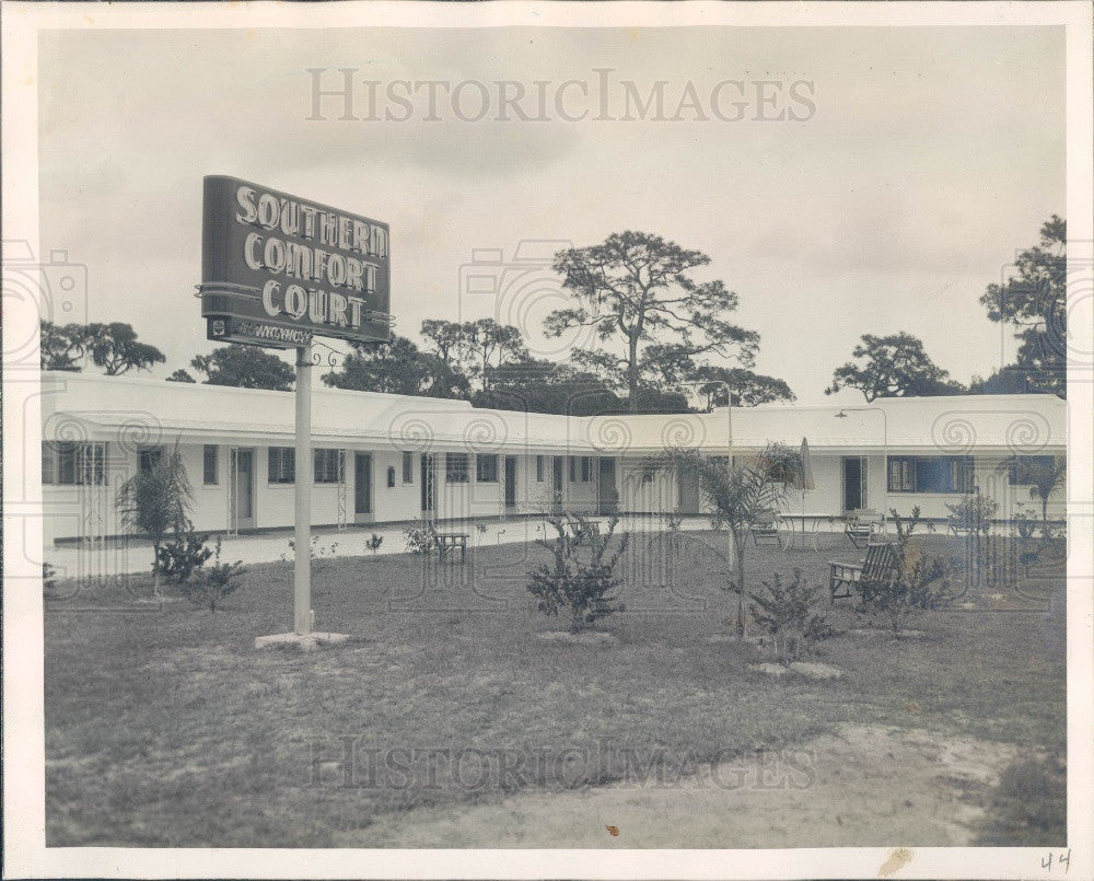 1949 St Petersburg Florida Southern Comfort Court Hotel 4th Street Press Photo - Historic Images