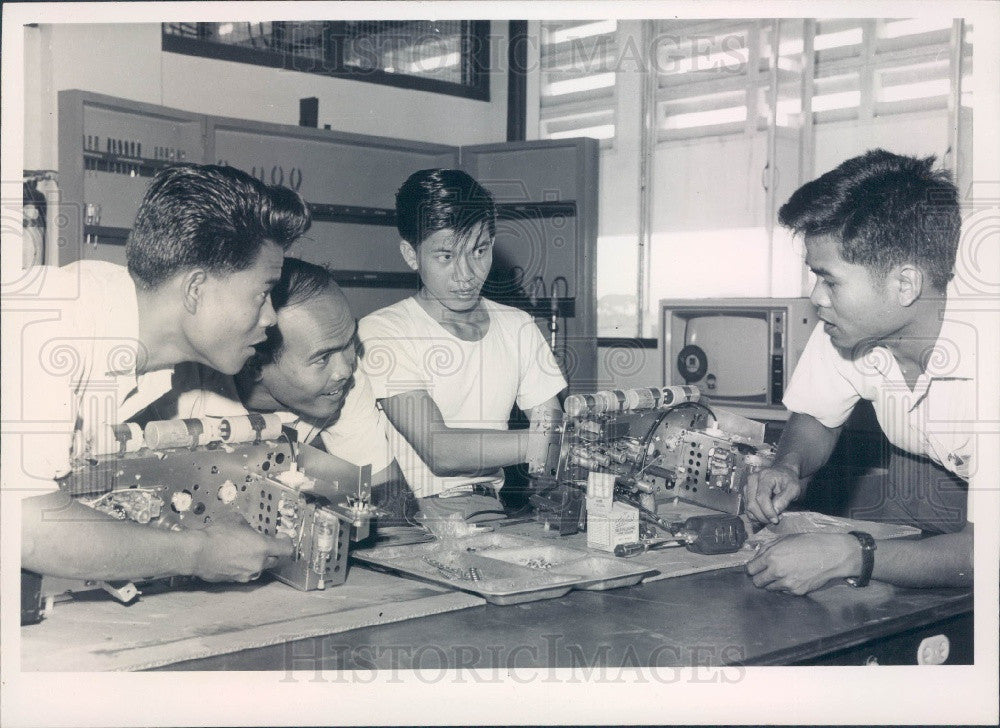 1965 Bangkok, Thailand SEATO Vocational Teacher Training Seminar Press Photo - Historic Images