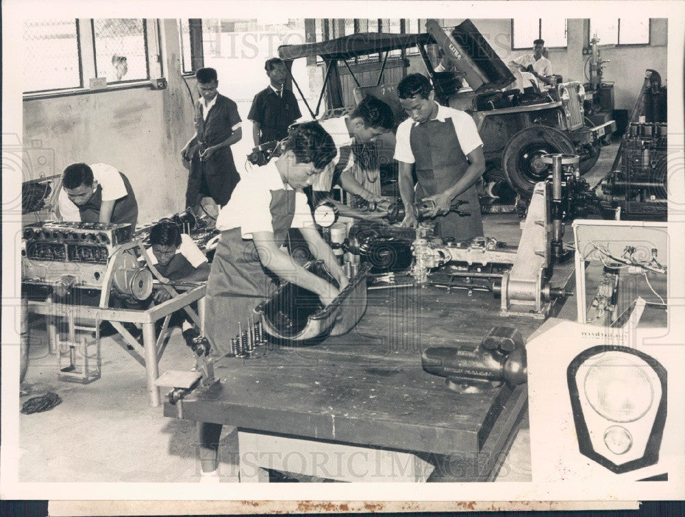 1964 Bangkok, Thailand SEATO Graduate School of Engineering Press Photo - Historic Images