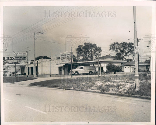 1965 St. Petersburg, Florida Dew Motor Co Press Photo - Historic Images