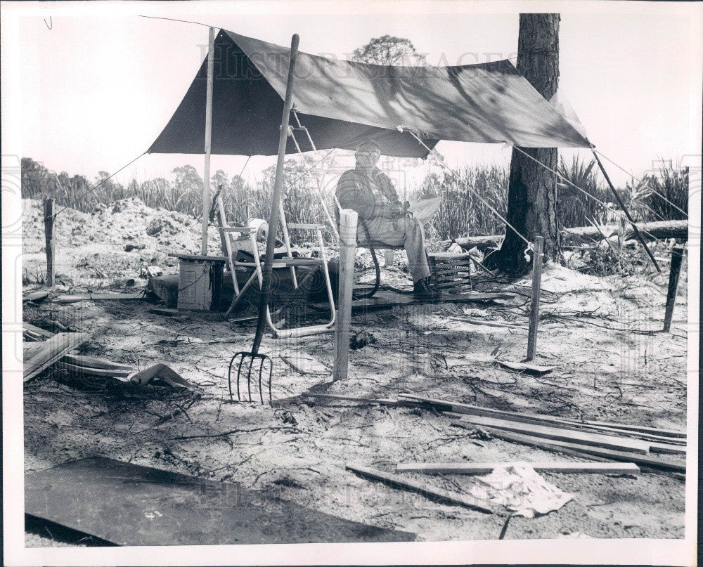 1966 Charlotte County, Florida City Dump Supervisor Joe Ambrose Press Photo - Historic Images