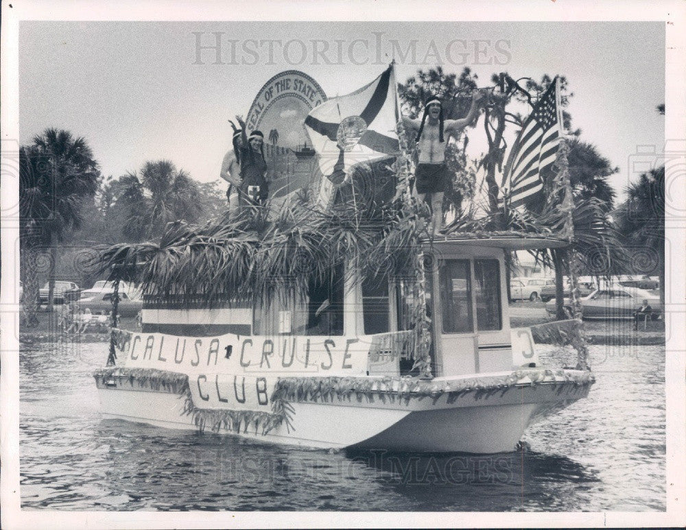 1971 New Port Richey, Florida Chasco Fiesta Boat Parade Press Photo - Historic Images