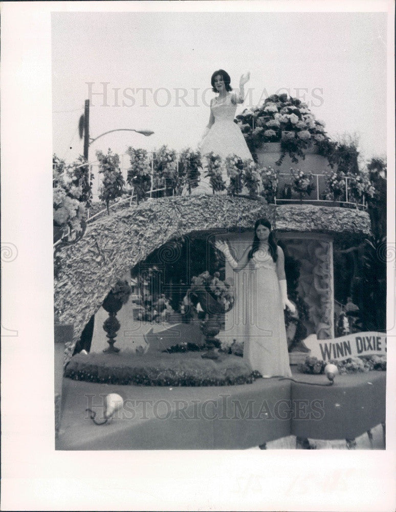 1970 New Port Richey, Florida Chasco Fiesta Parade Press Photo - Historic Images