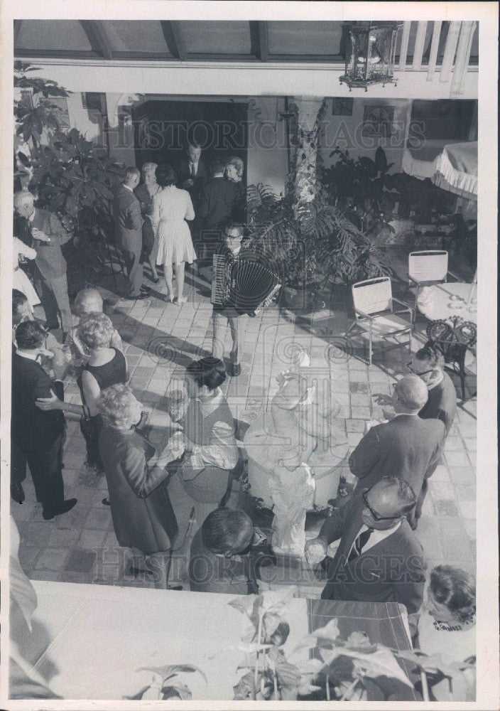 1970 St. Petersburg, Florida Golden Hearts Party George McGregor Press Photo - Historic Images