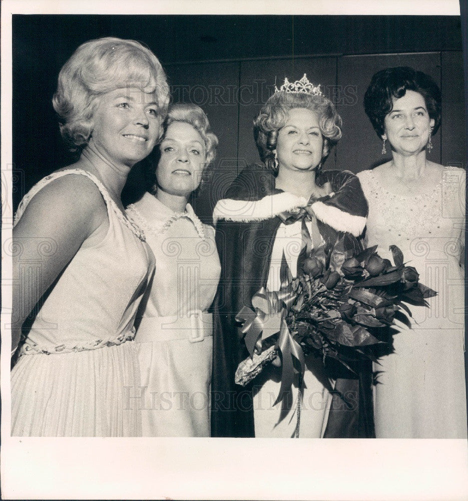 1972 St. Petersburg, Florida Queen of Heart Court Press Photo - Historic Images