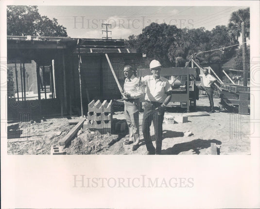 1972 De Soto County, Florida Jail Construction & Sheriff Cline Press Photo - Historic Images