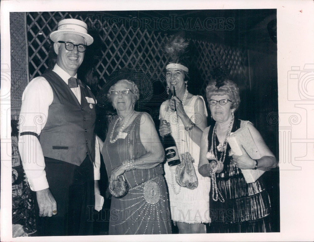 1970 Tarpon Springs, Florida Chamber of Commerce Roaring 20&#39;s Party Press Photo - Historic Images