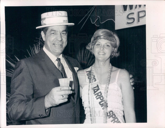 1970 Tarpon Springs, Florida Chamber of Commerce Roaring 20's Party Press Photo - Historic Images