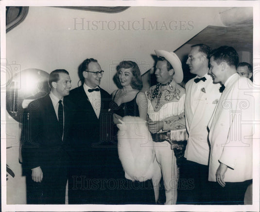 1955 Hollywood Actors Marie Windsor & Rex Allen Press Photo - Historic Images