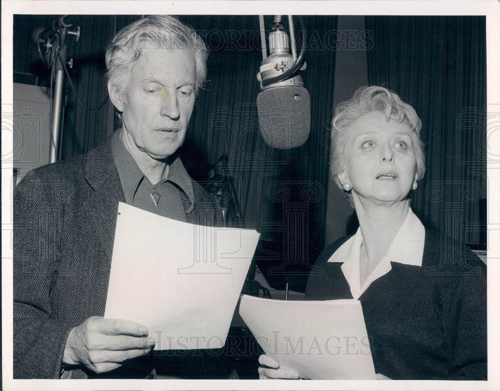 1974 Hollywood Actors Wes Addy &amp; Celeste Holm Press Photo - Historic Images