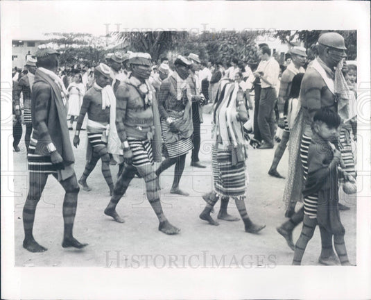 1965 Ecuador Tribesman Press Photo - Historic Images