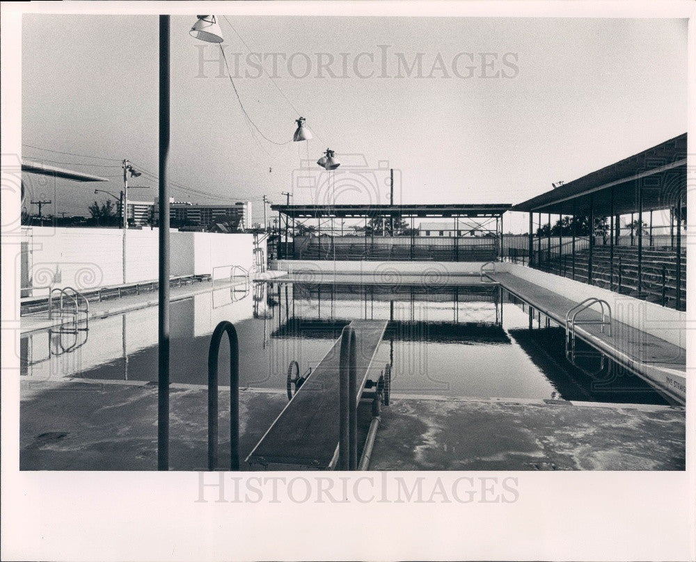 1965 St. Petersburg, Florida Sunshine Swimming Pool Press Photo - Historic Images