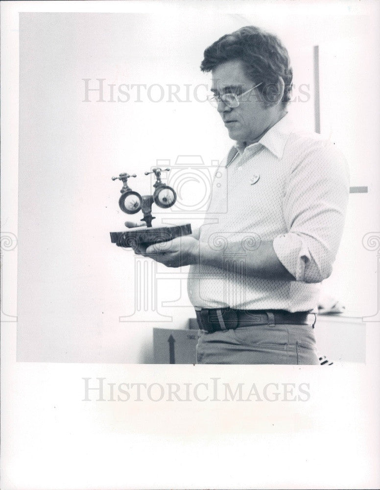 1974 St Petersburg Florida Times Cartoonist Don Addis Press Photo - Historic Images