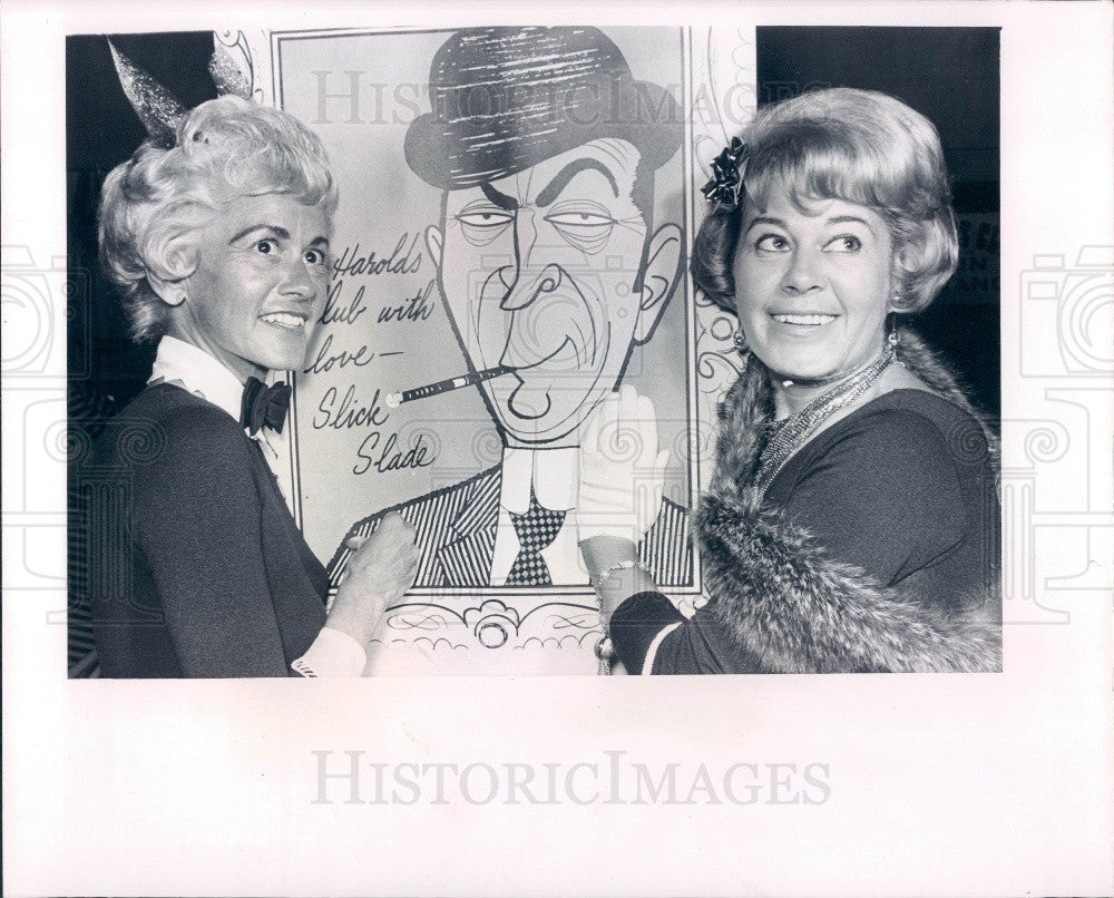 1965 Gulf Beach Florida Woman&#39;s Club Mardi Gras Ball Press Photo - Historic Images