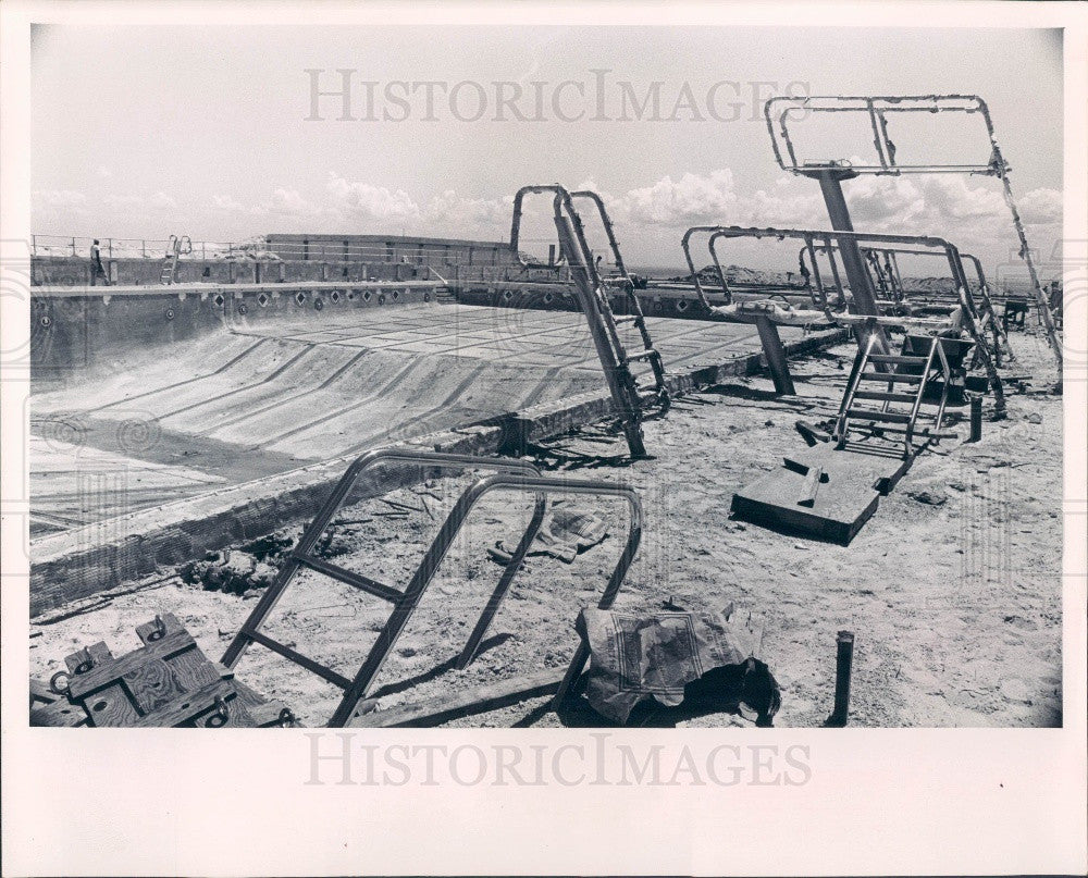 1965 St. Petersburg, Florida North Shore Pool Construction Press Photo - Historic Images