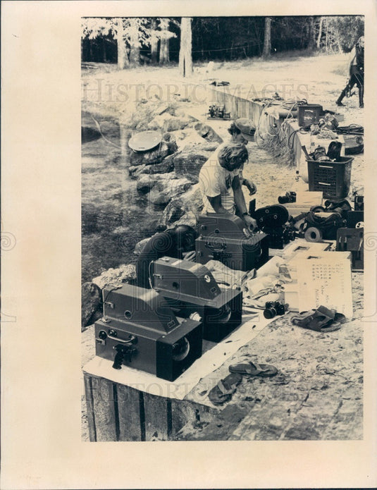 1982 Manatee Springs, Florida Crew of Movie Comeback Press Photo - Historic Images