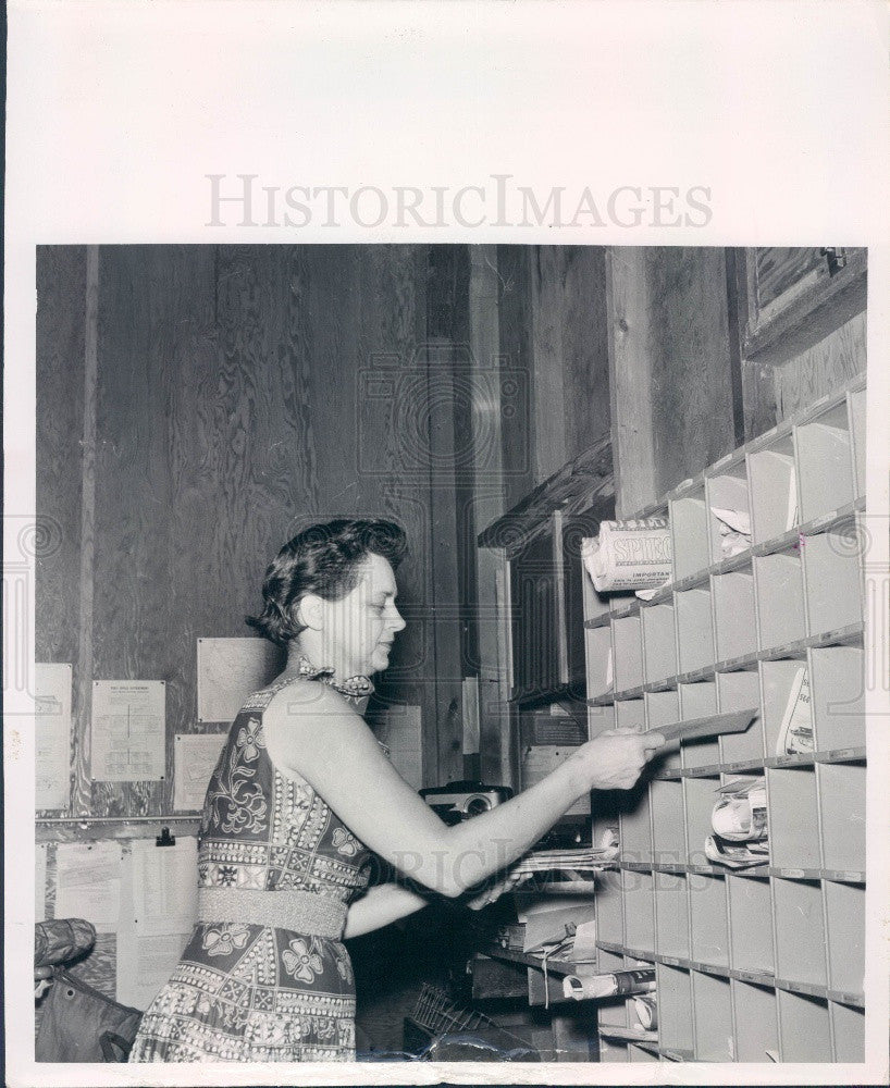 1957 Florida Terra Ceia Island Post Office Naomi Clyatt Press Photo - Historic Images