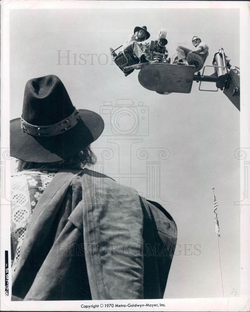 1971 Hollywood Actor Donald Sutherland &amp; His Double Press Photo - Historic Images