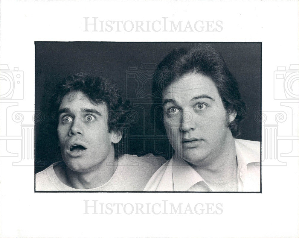 1979 Hollywood Actors Scott Jaeck &amp; Jim Belushi Press Photo - Historic Images