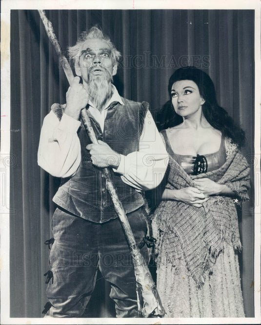1967 Hollywood Actors Keith Andes & Marion Marlowe Press Photo - Historic Images