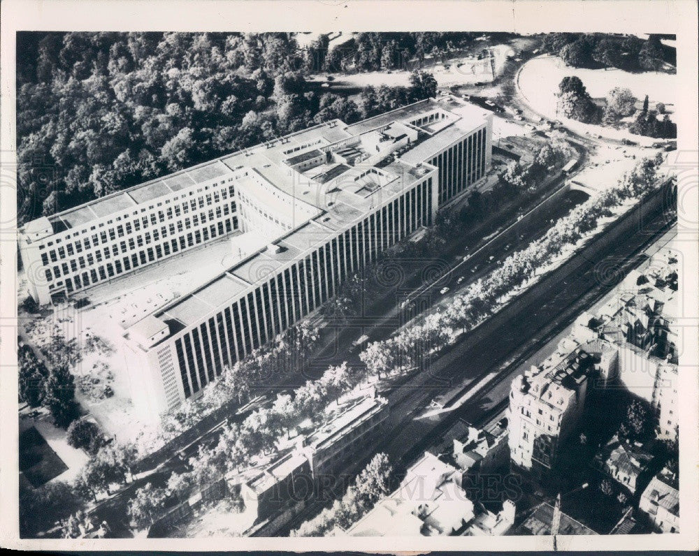 1959 Paris France Dauphine Gate Aerial View of NATO Headquarters Press Photo - Historic Images