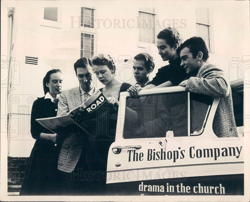 1961 Traveling Theater Players The Bishop&#39;s Company Press Photo - Historic Images