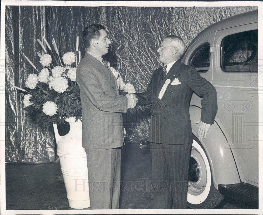 1937 Dodge Brothers Auto Execs Abrain Vanderzee &amp; Harry Mook Press Photo - Historic Images