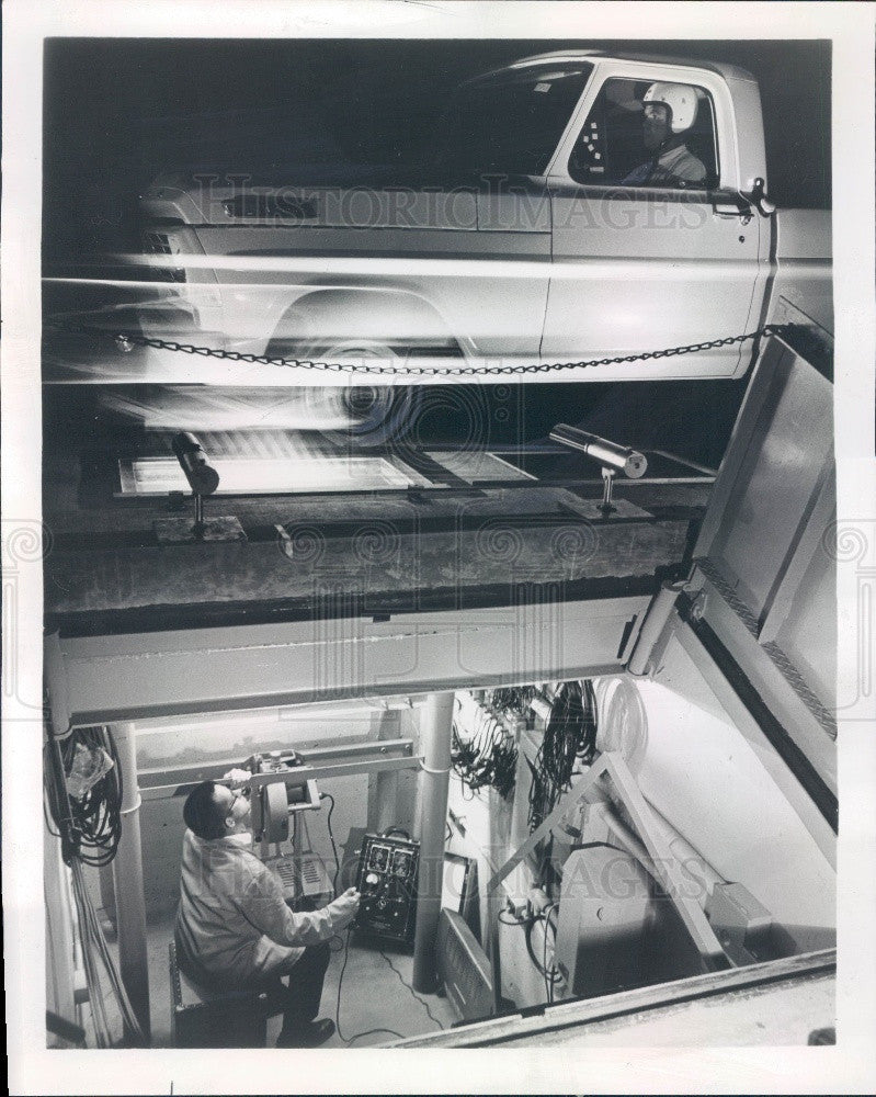 1968 Akron, Ohio Goodyear Tire &amp; Rubber Glass Plate Tire Test Press Photo - Historic Images