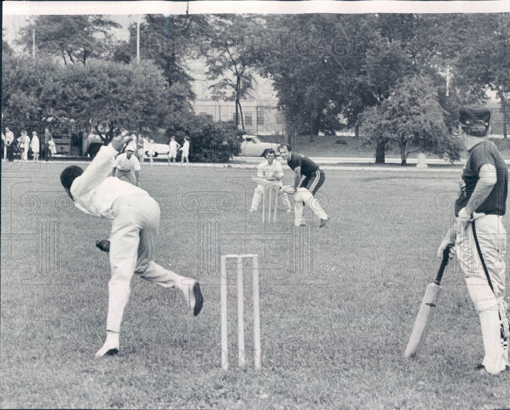 1968 Chicago, Illinois Grant Park Cricket Match Press Photo - Historic Images