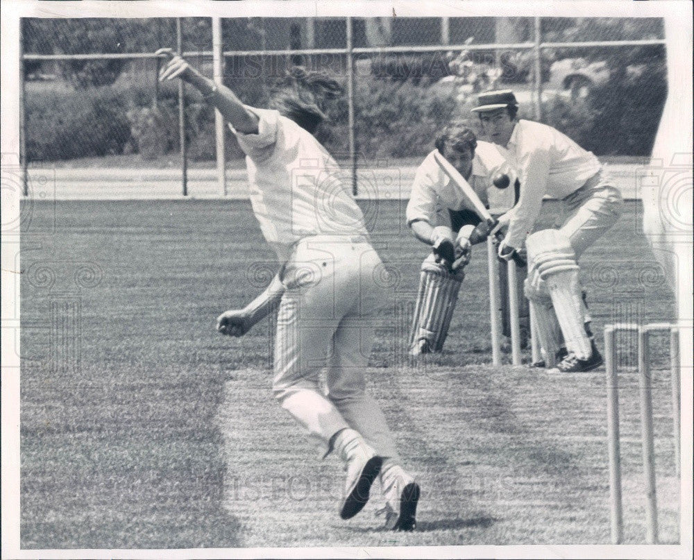 1969 Chicago IL Cricket Match Winnetka vs Univ of Chicago Press Photo - Historic Images