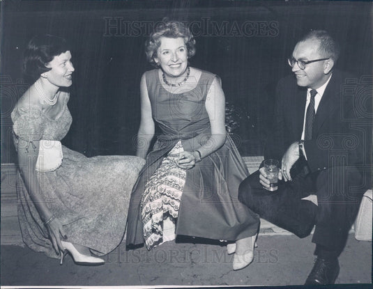 1960 Hollywood Actress & Comedian Peggy Cass Press Photo - Historic Images