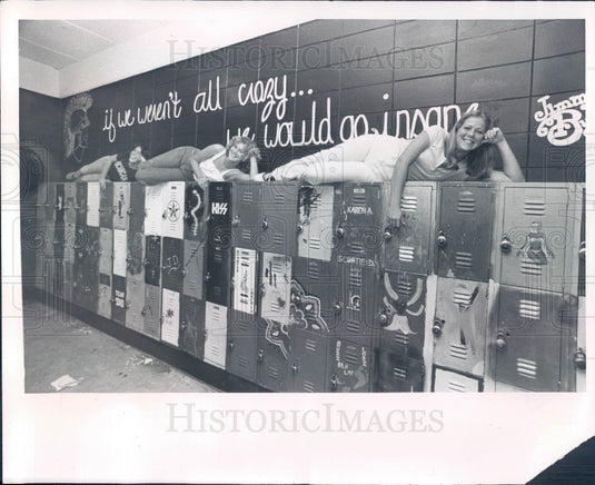 1977 St Petersburg Florida Lakewood High School Decorated Lockers Press Photo - Historic Images