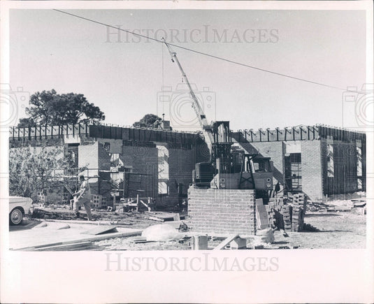 1967 St Petersburg Florida Junior College Services Bldg Construction Press Photo - Historic Images