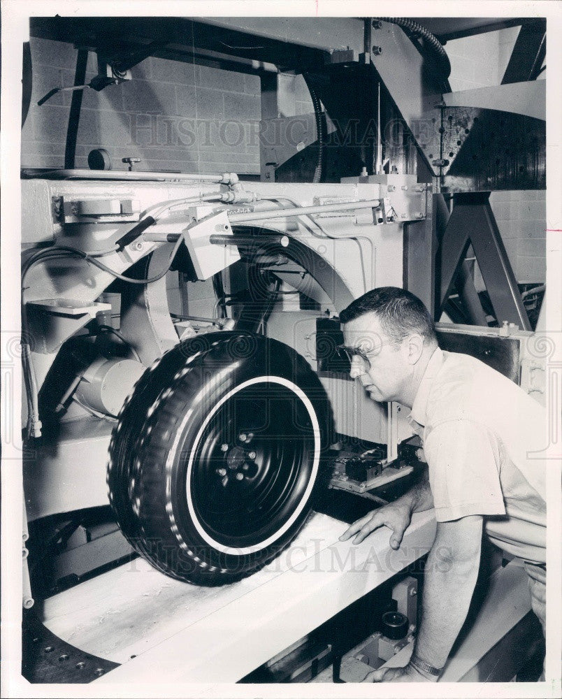 1967 Brecksville, Ohio BF Goodrich Tire Test Center Press Photo - Historic Images