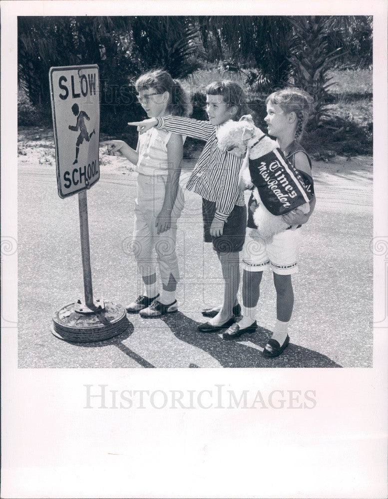 Undated St. Petersburg, Florida Times Safety Dog Miss Reader Press Photo - Historic Images